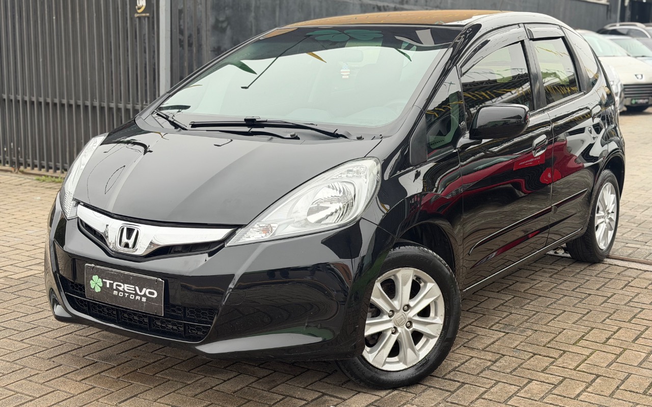imagem-https://www.socarrao.com.br/sc-vehicle-images-prod/2724639/1786372960594-SU1HXzA3NDAuanBlZw.jpeg