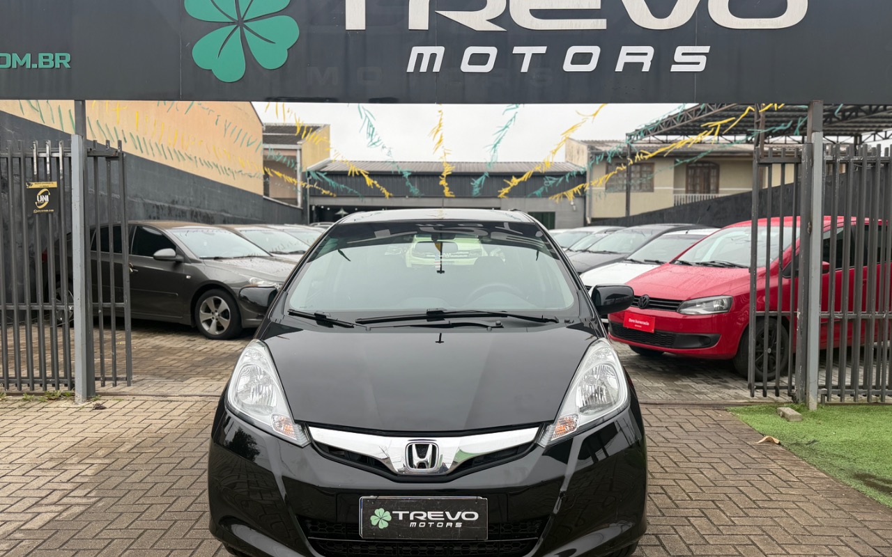 imagem-https://www.socarrao.com.br/sc-vehicle-images-prod/2724639/1786372960867-SU1HXzA3MzcuanBlZw.jpeg