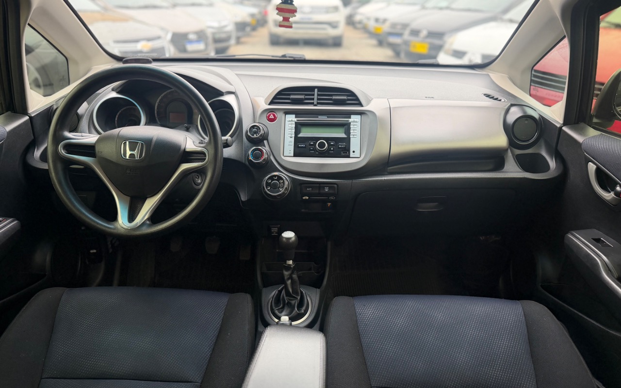 imagem-https://www.socarrao.com.br/sc-vehicle-images-prod/2724639/1786372961250-SU1HXzA3NDguanBlZw.jpeg