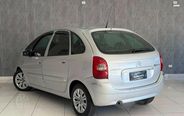 imagem-https://www.socarrao.com.br/sc-vehicle-images-prod/2724924/1784917749072-8284354_2_B_cb71b946e4.jpeg