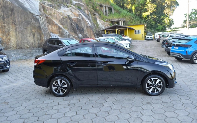 imagem-https://www.socarrao.com.br/sc-vehicle-images-prod/2724957/1784311245822-bb8849e94f0940289b7f3839998f014f_1774549076250.jpg
