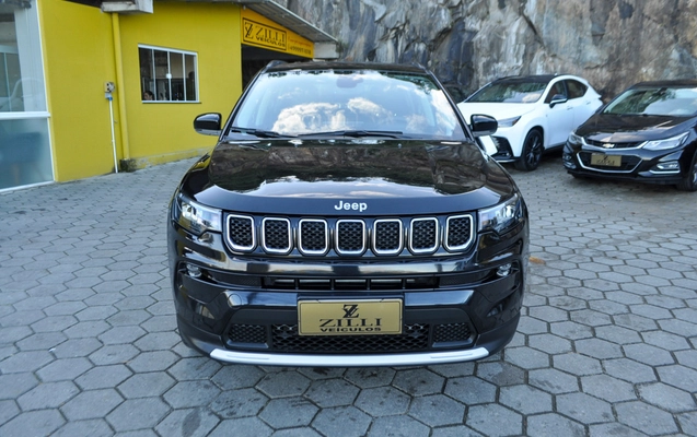 imagem-https://www.socarrao.com.br/sc-vehicle-images-prod/2724981/1786475563141-079348ece9c04479b2e3cd67f4c16ec8_1782496338723.jpg