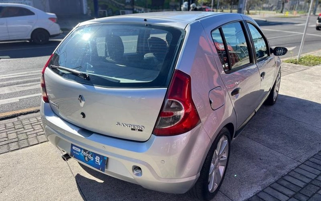 imagem-https://www.socarrao.com.br/sc-vehicle-images-prod/2725001/1789648053234-8290636_5_B_497687bf25.jpeg