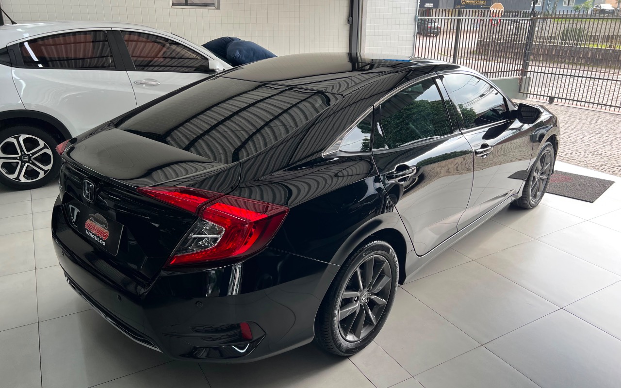 imagem-https://www.socarrao.com.br/sc-vehicle-images-prod/2725040/1784311578108-OWQ4M2Y1MWYtNDg4NC00NjdhLThiNjctM2JiNDE2ZjE3MzJmLmpwZWc.jpeg