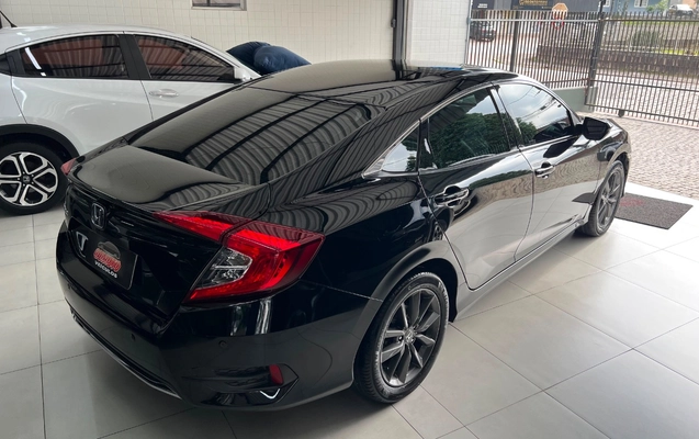 imagem-https://www.socarrao.com.br/sc-vehicle-images-prod/2725040/1784311578108-OWQ4M2Y1MWYtNDg4NC00NjdhLThiNjctM2JiNDE2ZjE3MzJmLmpwZWc.jpeg