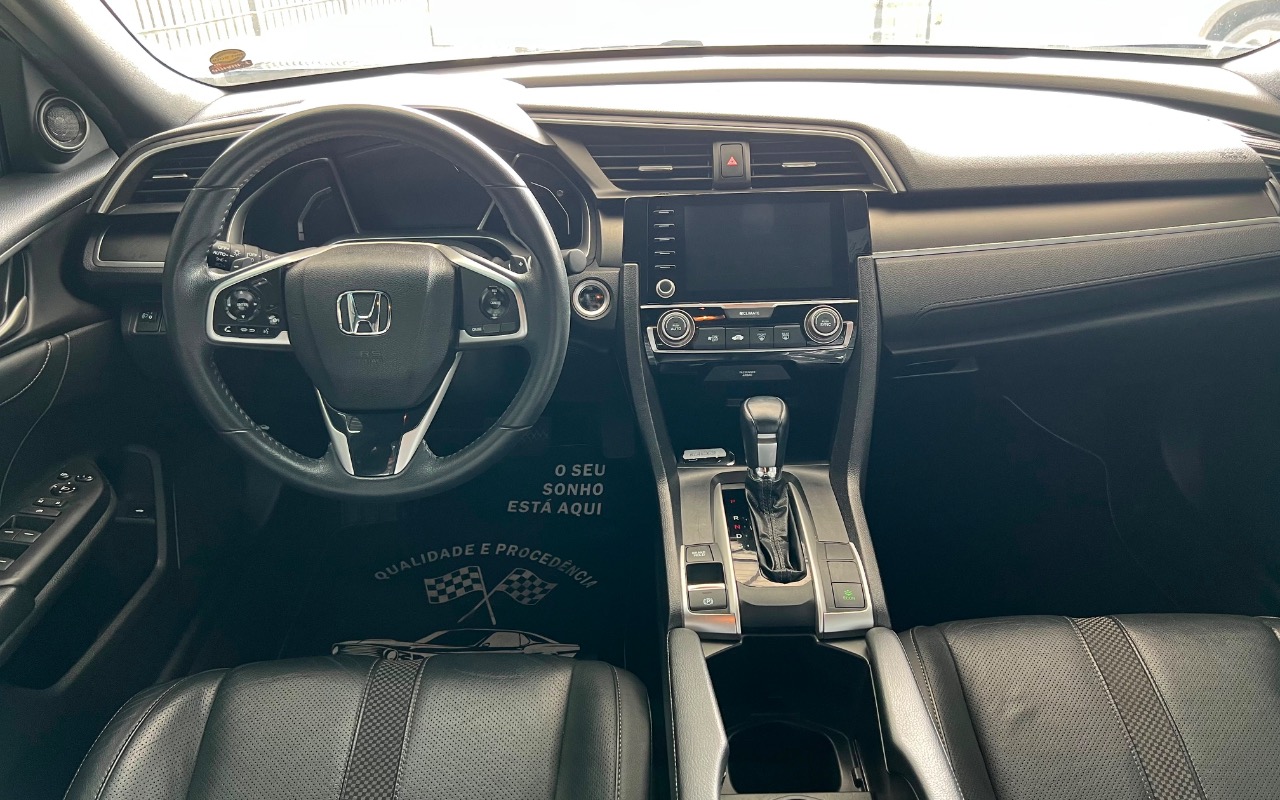 imagem-https://www.socarrao.com.br/sc-vehicle-images-prod/2725040/1784311578680-MmMxZWVmMTEtZGY3OC00ZTY3LThiNjQtZDg0ZWU4YzJiZTc5LmpwZWc.jpeg