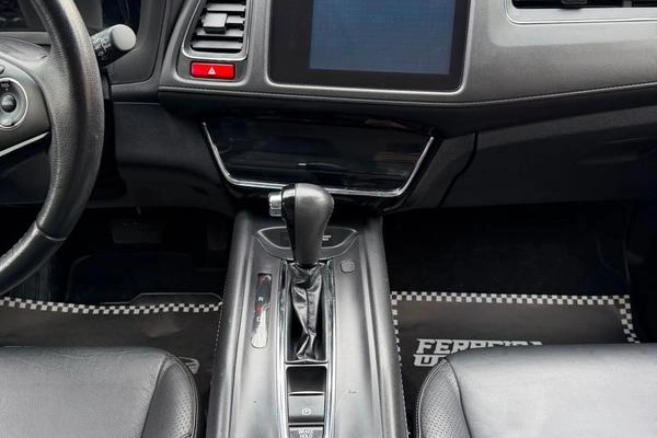 imagem-https://www.socarrao.com.br/sc-vehicle-images-prod/2725370/1785766155929-8290826_2_B_f78343bac4.jpeg