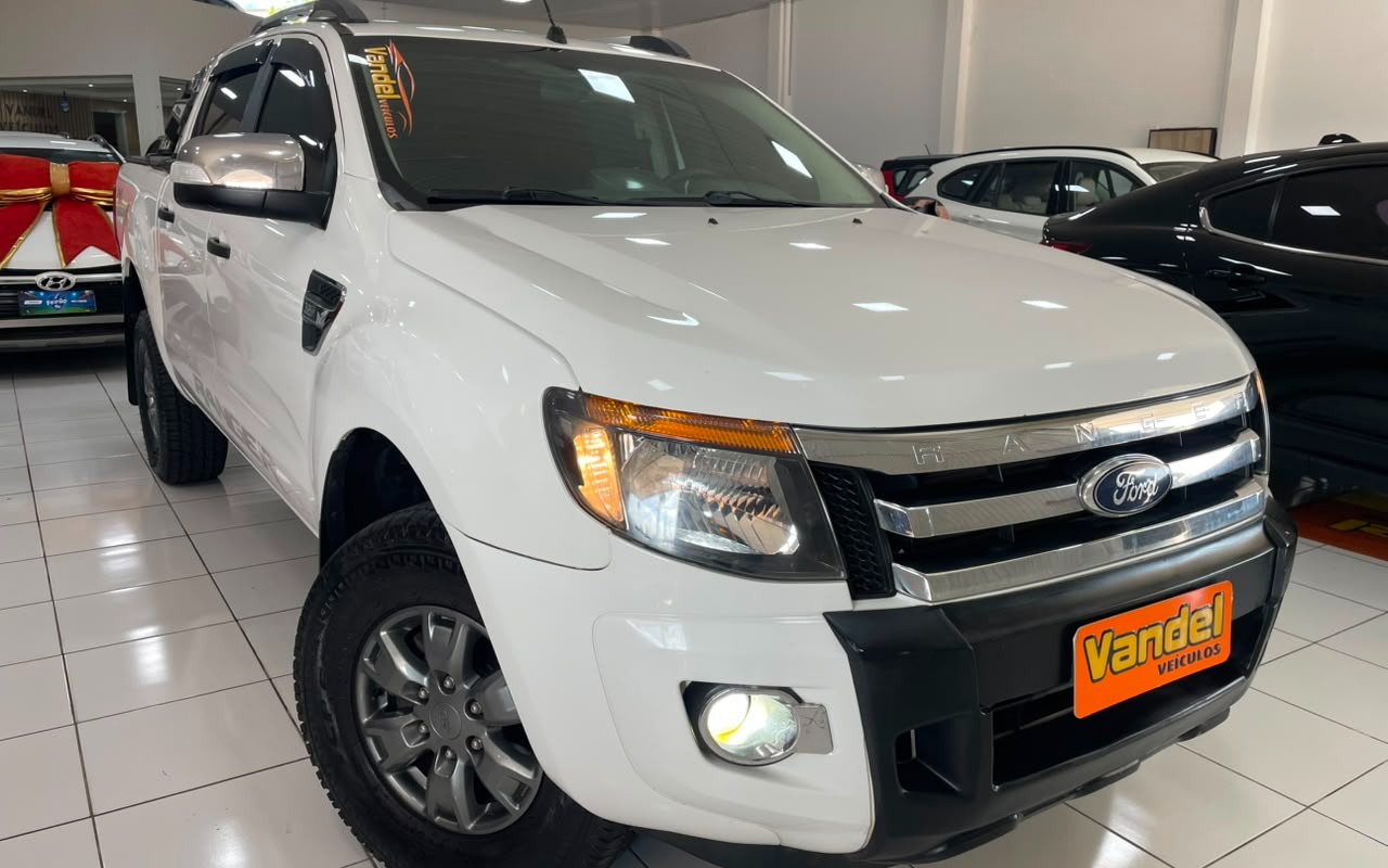 imagem-https://www.socarrao.com.br/sc-vehicle-images-prod/2725436/1784314065501-V2hhdHNBcHAgSW1hZ2UgMjAyNi0wNy0xNyBhdCAxMi4zMi4zMCAoMSkuanBlZw.jpeg