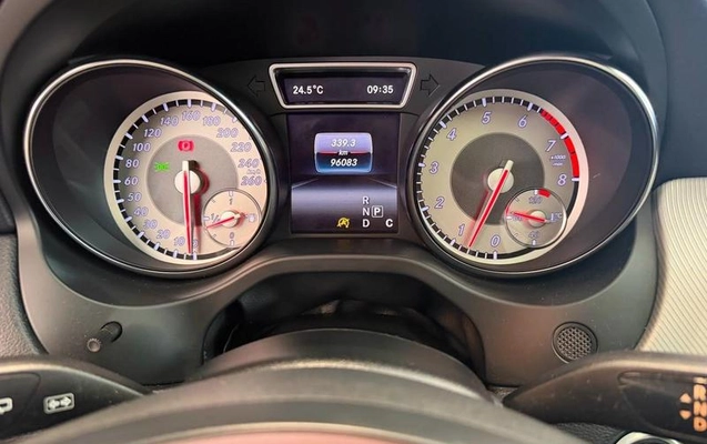imagem-https://www.socarrao.com.br/sc-vehicle-images-prod/2725449/1788366363459-8290902_12_B_b0859ea16b.jpeg
