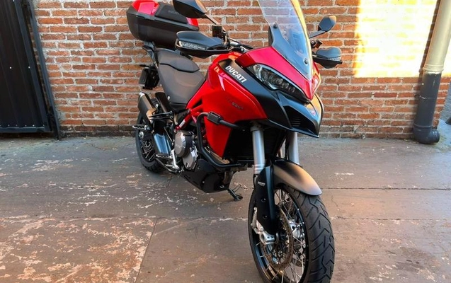 imagem-https://www.socarrao.com.br/sc-vehicle-images-prod/2725450/1787233434922-8290970_3_B_f483d1c0d7.jpeg
