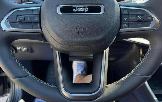 imagem-https://www.socarrao.com.br/sc-vehicle-images-prod/2725463/1789066091521-8019231_15_B_e89fce42d1.jpeg