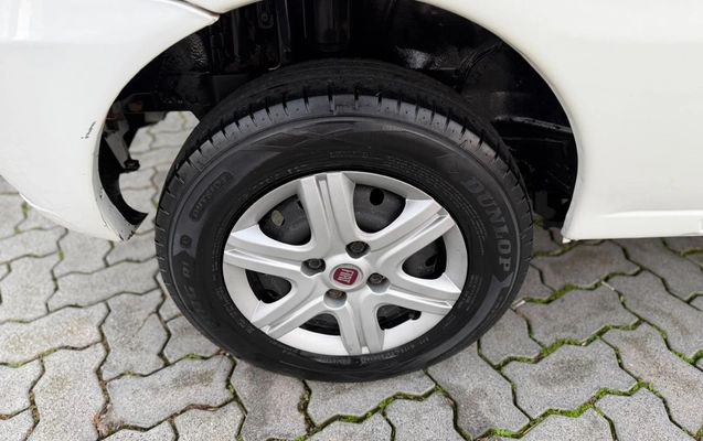 imagem-https://www.socarrao.com.br/sc-vehicle-images-prod/2725499/1784315098634-7e7f9993-ac83-4822-b7e0-1ee6fbc17df7.jpg