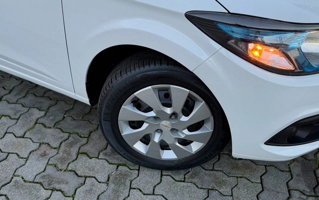 imagem-https://www.socarrao.com.br/sc-vehicle-images-prod/2725509/1784315148282-c5b87144-9f46-4fa4-befa-aa6c620a817f.jpg