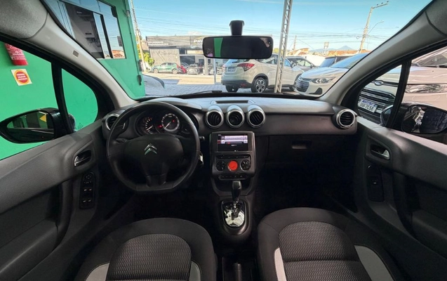 imagem-https://www.socarrao.com.br/sc-vehicle-images-prod/2725587/1788972973045-gb-1f9611d.jpeg