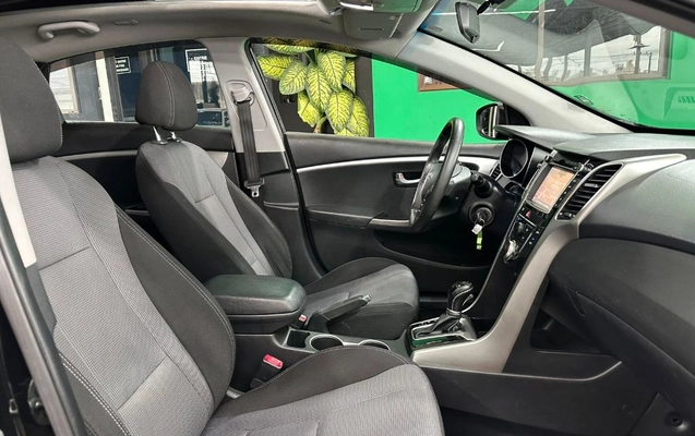 imagem-https://www.socarrao.com.br/sc-vehicle-images-prod/2725596/1788976460883-gb-4c3341c.jpeg