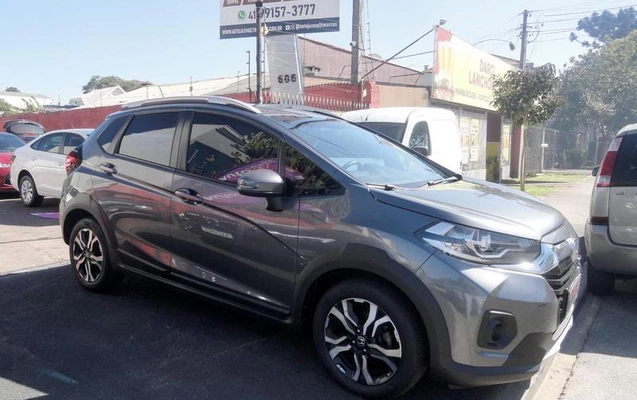 imagem-https://www.socarrao.com.br/sc-vehicle-images-prod/2725735/1790004491036-8291230_7_B_20f6a32b96.jpeg