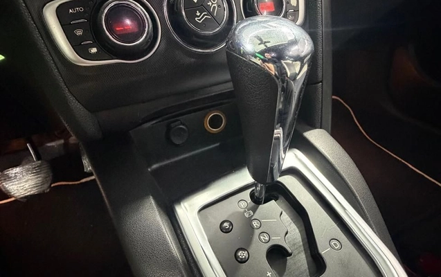 imagem-https://www.socarrao.com.br/sc-vehicle-images-prod/2725794/1788972686253-gb-98f74ff.jpeg