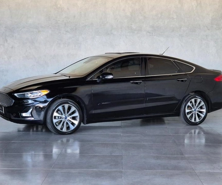 Ford Fusion 2019 Preto — foto 1 de 3