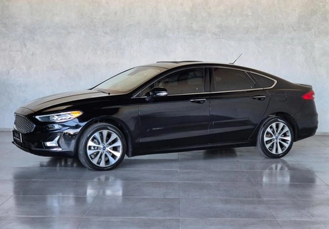 Ford Fusion 2019 Preto — foto 1 de 3