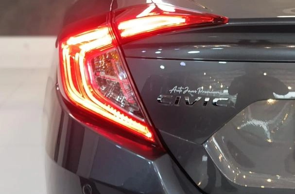 imagem-https://www.socarrao.com.br/sc-vehicle-images-prod/2726014/1784317502459-7966048_16_B_8b6e4f3ab7.jpeg