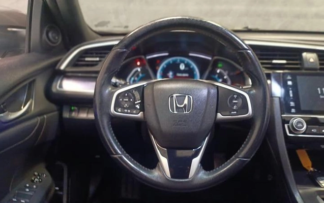 imagem-https://www.socarrao.com.br/sc-vehicle-images-prod/2726014/1784317502465-7966048_25_B_ce451a49d8.jpeg