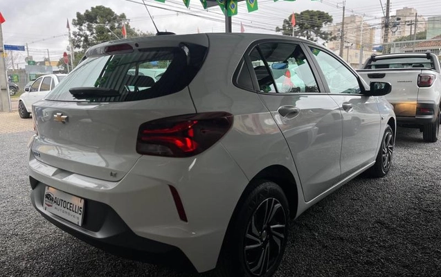 imagem-https://www.socarrao.com.br/sc-vehicle-images-prod/2726118/1788445014363-8276867_14_B_996c54d370.jpeg