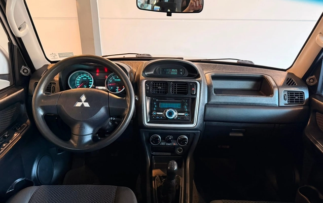 imagem-https://www.socarrao.com.br/sc-vehicle-images-prod/2726188/1784317982427-568cb2992cb64d999b72f087588f93bc_1784317878557.jpg