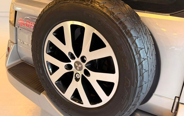 imagem-https://www.socarrao.com.br/sc-vehicle-images-prod/2726188/1784317982432-adfcde76c1e14f8aaf38ef93f0040016_1784317878601.jpg