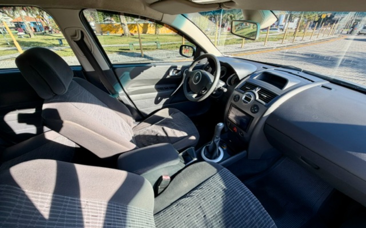 imagem-https://www.socarrao.com.br/sc-vehicle-images-prod/2726240/1784318298279-Ni5qcGc.jpg