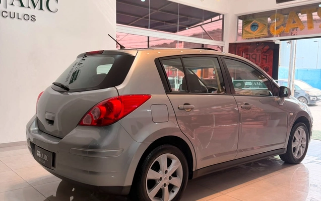 imagem-https://www.socarrao.com.br/sc-vehicle-images-prod/2726430/1784318907869-V2hhdHNBcHAgSW1hZ2UgMjAyNi0wNy0xNyBhdCAxNC40OS4xOCAoMSkuanBlZw.jpeg