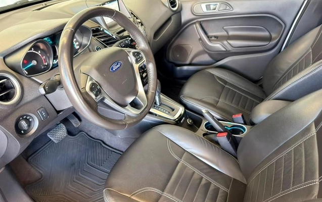 imagem-https://www.socarrao.com.br/sc-vehicle-images-prod/2727278/1789670112390-8285777_0_B_be8e39db74.jpeg