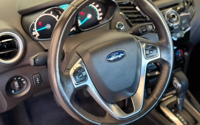 imagem-https://www.socarrao.com.br/sc-vehicle-images-prod/2727278/1789670112401-8285777_17_B_b87071271a.jpeg