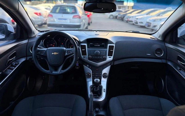 imagem-https://www.socarrao.com.br/sc-vehicle-images-prod/2727335/1787942805879-8191312_11_B_0b80da72ce.jpeg