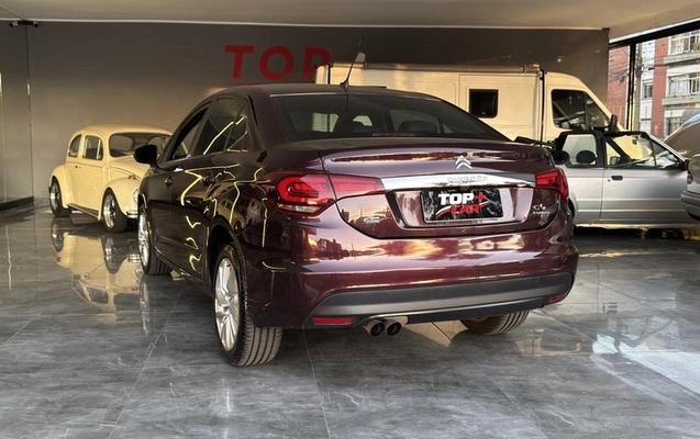 imagem-https://www.socarrao.com.br/sc-vehicle-images-prod/2727389/1785855174581-8289072_2_B_6a189a6338.jpeg