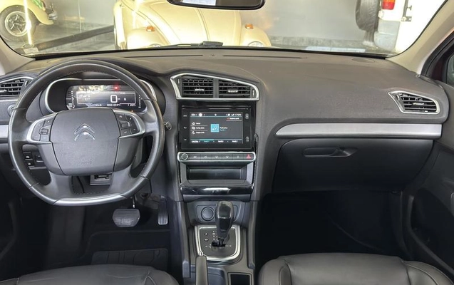 imagem-https://www.socarrao.com.br/sc-vehicle-images-prod/2727389/1785855174592-8289072_8_B_36db286a1c.jpeg