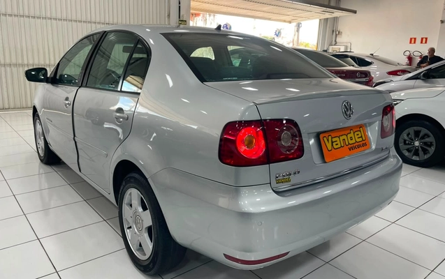 imagem-https://www.socarrao.com.br/sc-vehicle-images-prod/2727463/1784322721331-V2hhdHNBcHAgSW1hZ2UgMjAyNi0wNy0xNyBhdCAxMC4wNC4yMiAoMykuanBlZw.jpeg