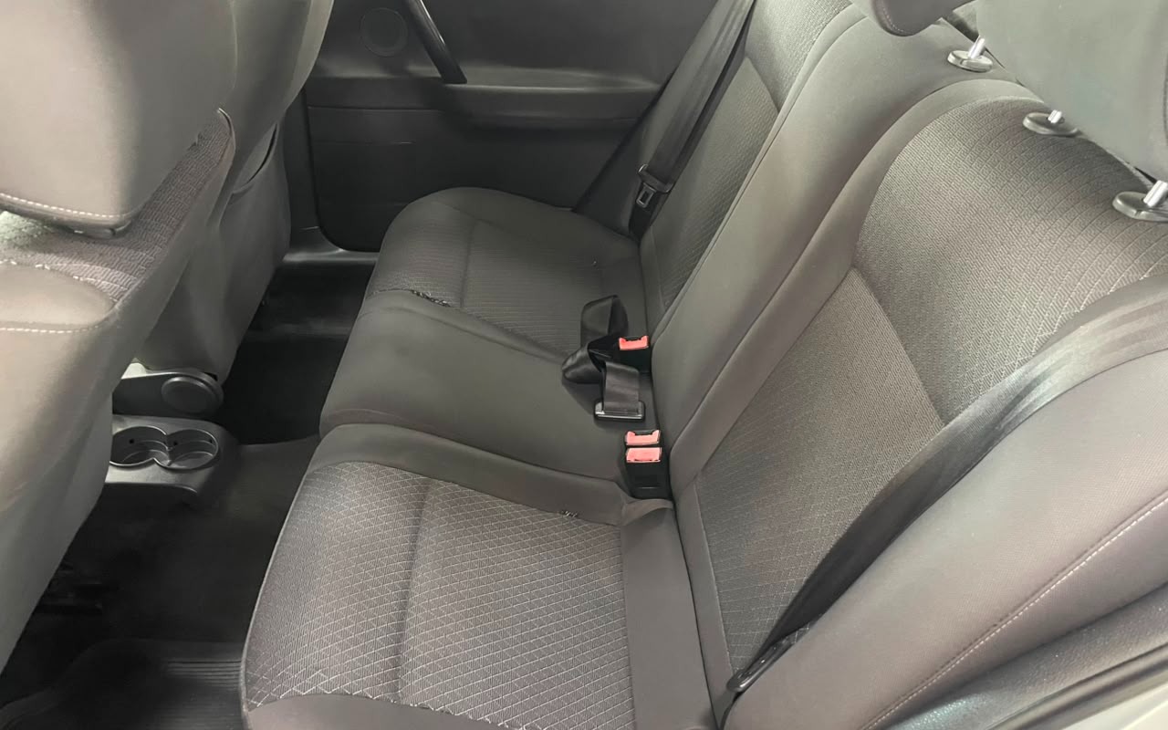 imagem-https://www.socarrao.com.br/sc-vehicle-images-prod/2727463/1784322721713-V2hhdHNBcHAgSW1hZ2UgMjAyNi0wNy0xNyBhdCAxMC4wNC4yMiAoNikuanBlZw.jpeg