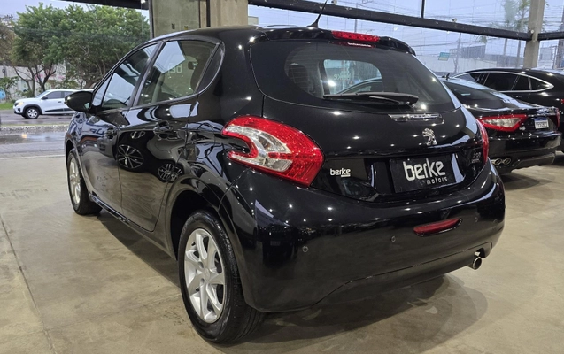 imagem-https://www.socarrao.com.br/sc-vehicle-images-prod/2727648/1784390362856-9356d91ae7074764b897272378a548fe_1782421120764.jpg