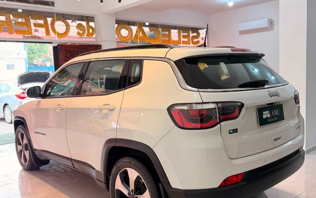 imagem-https://www.socarrao.com.br/sc-vehicle-images-prod/2727703/1784323805078-V2hhdHNBcHAgSW1hZ2UgMjAyNi0wNy0xNyBhdCAxNC40OS4yOSAoMSkuanBlZw.jpeg