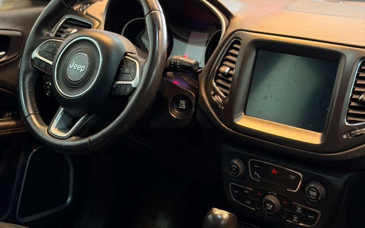 imagem-https://www.socarrao.com.br/sc-vehicle-images-prod/2727703/1784323806621-V2hhdHNBcHAgSW1hZ2UgMjAyNi0wNy0xNyBhdCAxNC40OS4zMSAoMikuanBlZw.jpeg