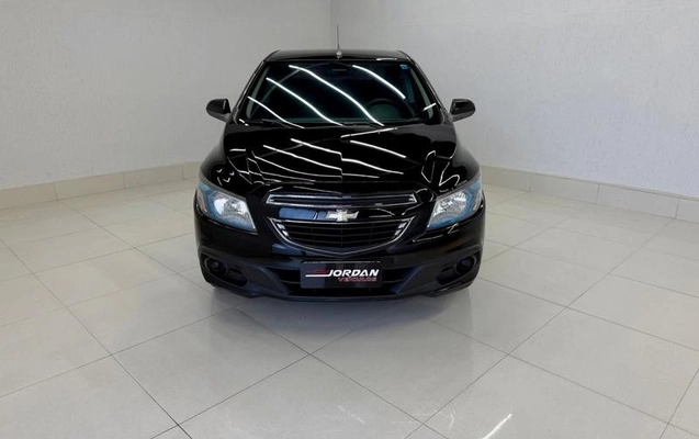 imagem-https://www.socarrao.com.br/sc-vehicle-images-prod/2727704/1784325820837-8292209_2_B_6fe2a4c258.jpeg