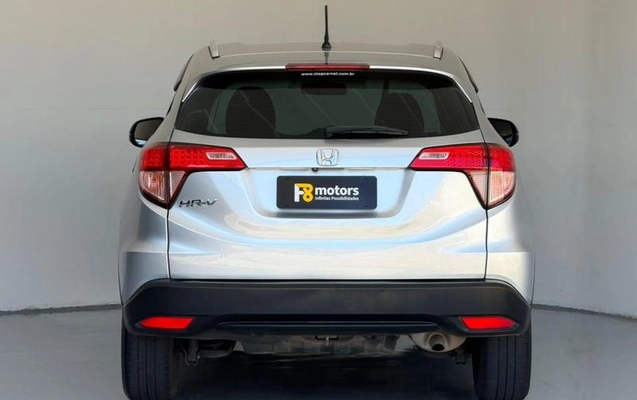 imagem-https://www.socarrao.com.br/sc-vehicle-images-prod/2728861/1788444199274-8248459_0_B_b6250aa315.jpeg