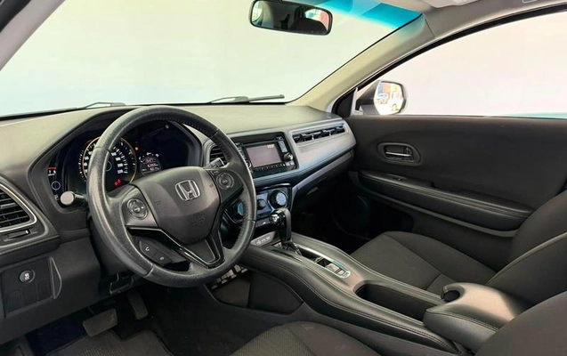 imagem-https://www.socarrao.com.br/sc-vehicle-images-prod/2728861/1788444199278-8248459_3_B_ab6008ffb2.jpeg