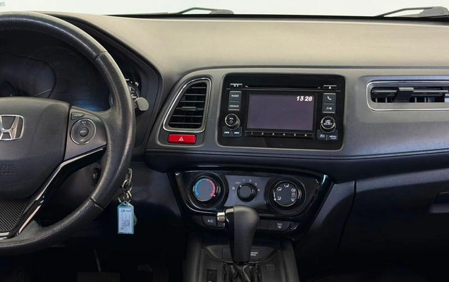 imagem-https://www.socarrao.com.br/sc-vehicle-images-prod/2728861/1788444199285-8248459_3_B_e8432e8395.jpeg