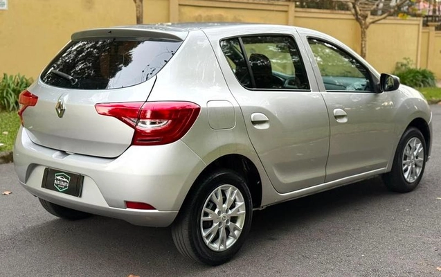 imagem-https://www.socarrao.com.br/sc-vehicle-images-prod/2738519/1786567585960-8097026_7_B_a70529ba0c.jpeg
