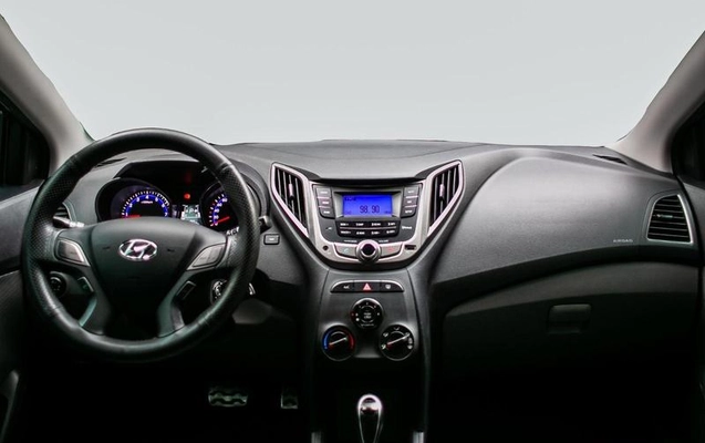 imagem-https://www.socarrao.com.br/sc-vehicle-images-prod/2738536/1785950291740-8292619_7_B_5797af5131.jpeg