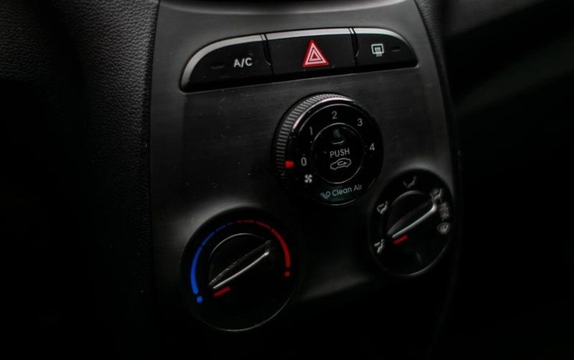 imagem-https://www.socarrao.com.br/sc-vehicle-images-prod/2738536/1785950291748-8292619_17_B_cda53507cb.jpeg