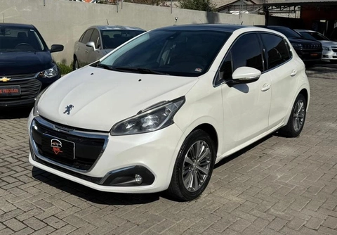 Peugeot 208 2017 Branco — foto 1 de 3