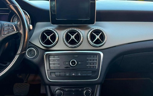 imagem-https://www.socarrao.com.br/sc-vehicle-images-prod/2738561/1789664708767-8241325_14_B_58ca2aee92.jpeg