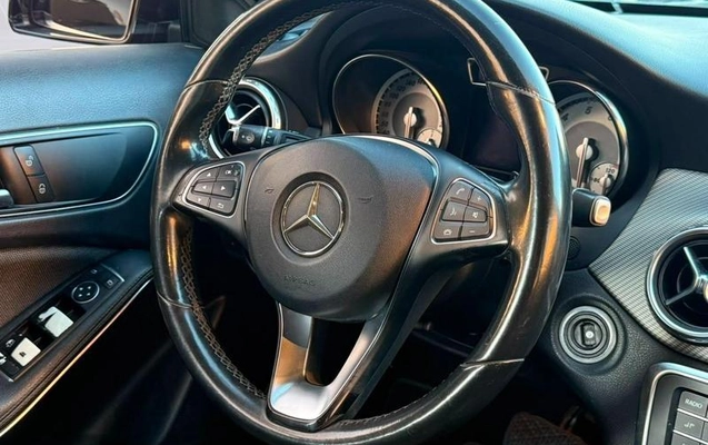 imagem-https://www.socarrao.com.br/sc-vehicle-images-prod/2738561/1789664708771-8241325_8_B_8d69848810.jpeg